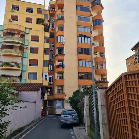 Sweethome Center, Skanderbeg Square Appartement